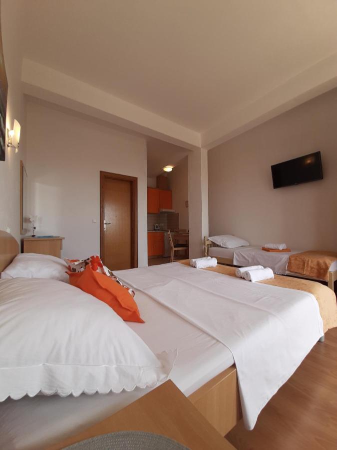 Apartments Akmadzic Makarska Extérieur photo